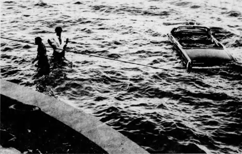 Sunken Sanibel Car from newspaper