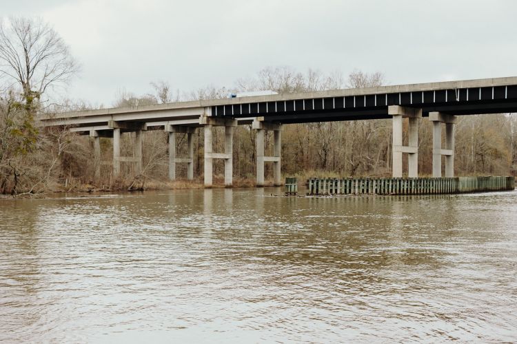 Roanoke River Landing boat ramp - US 17 overpass bridge images taken in 2022