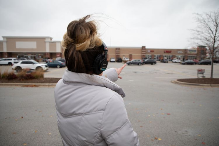 Delia D’Ambra investigating in Tinley Park, Illinois November 2025